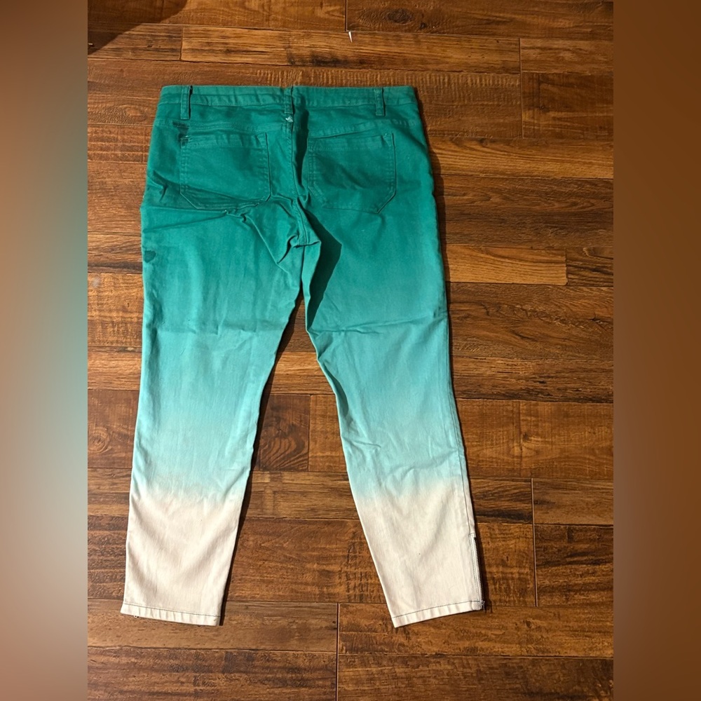 PRANA jeans - Picture 2 of 3